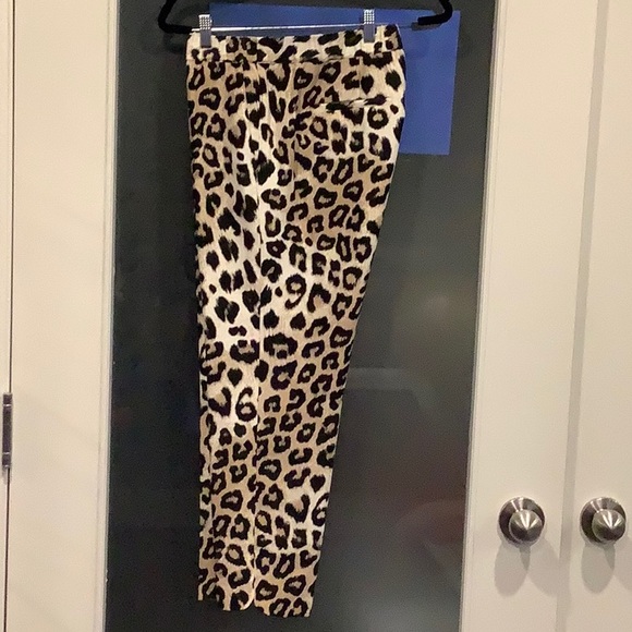 Animal print pull on dress pants - Picture 2 of 5